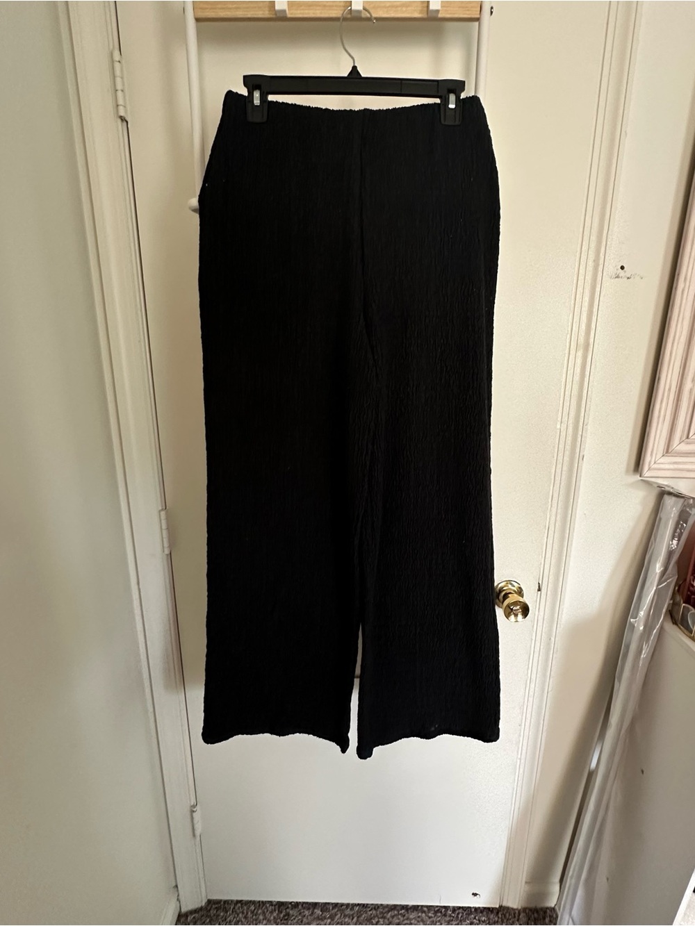 H&M Black Wide-Leg Textured Pants